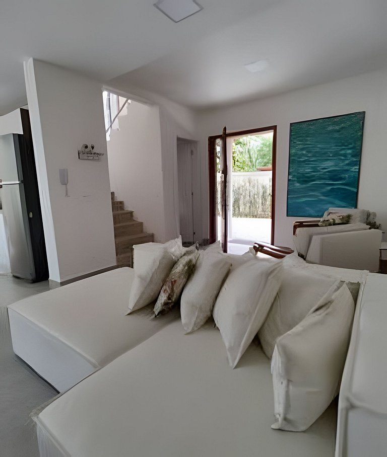 Casa Camburi II em condomínio 350m do mar