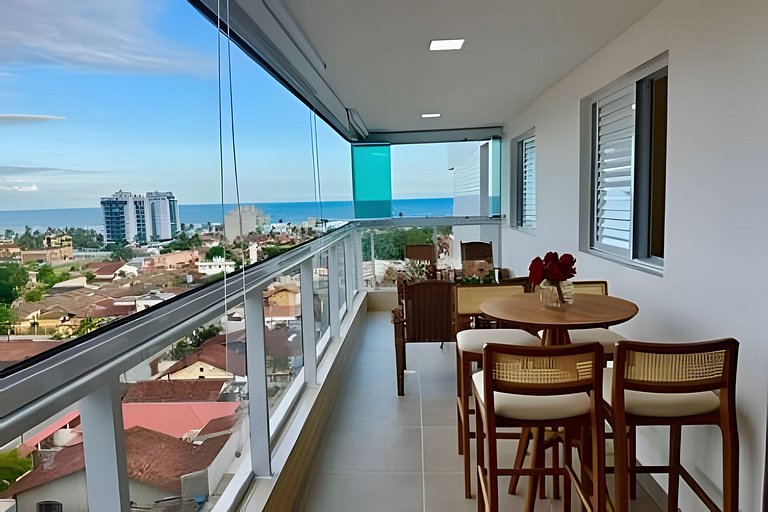 Apto varanda gourmet vista mar e serra. Ar cond.