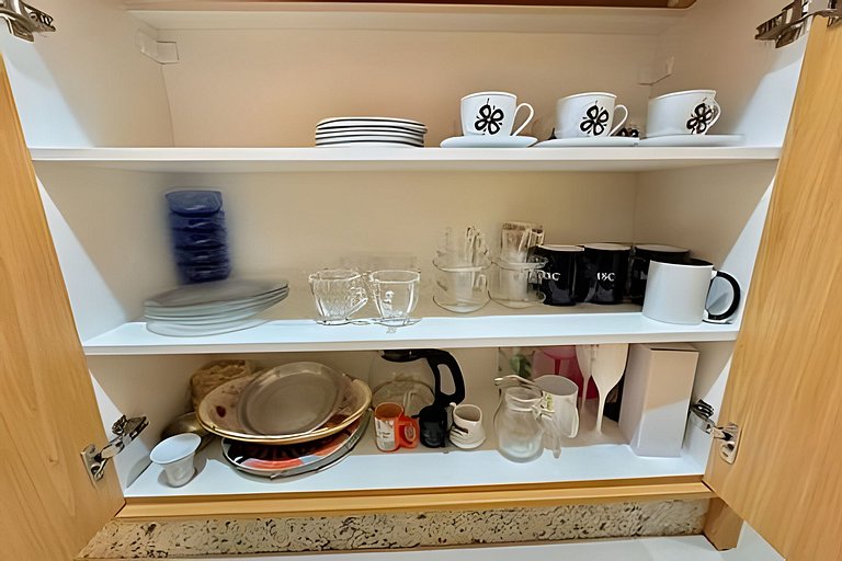 Apto varanda gourmet vista mar e serra. Ar cond.