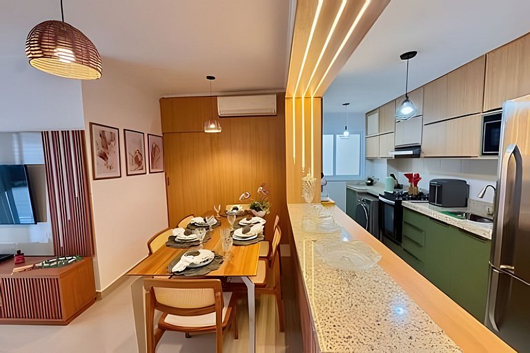 Apto varanda gourmet vista mar e serra. Ar cond.
