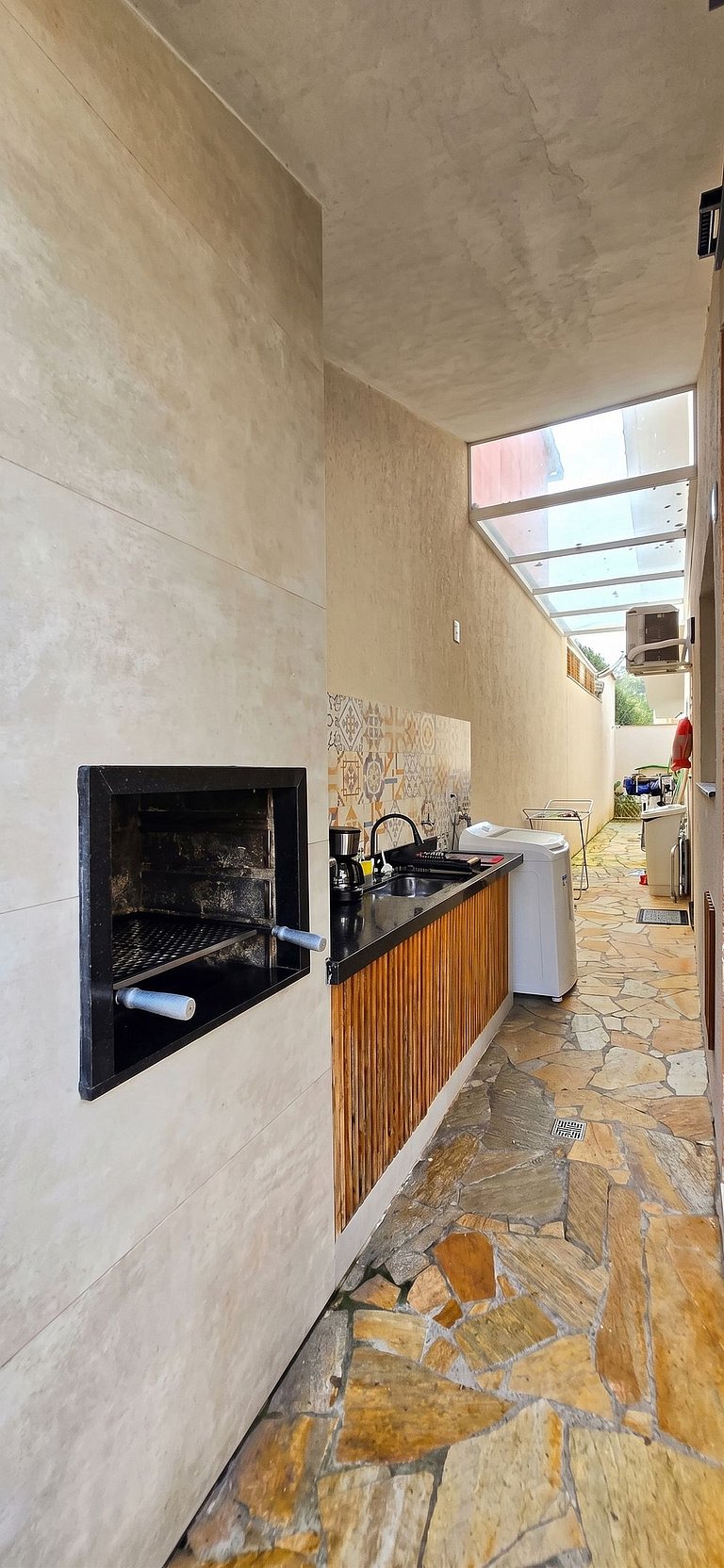 Casa Juquehy 50m da Praia ao Lado do Badauê | 8 Pessoas
