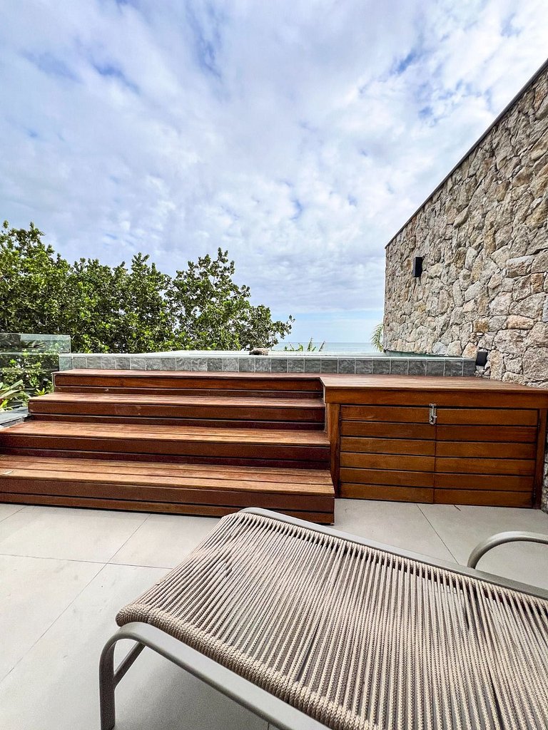 JUQUEHY- VILLA ACQUA CHIARA