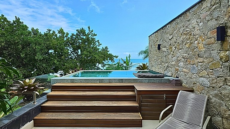 JUQUEHY- VILLA ACQUA CHIARA