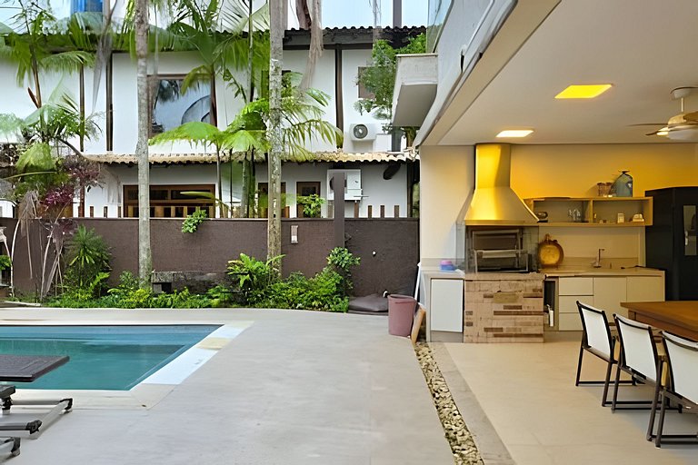Casa na Villa Aldeia da Baleia