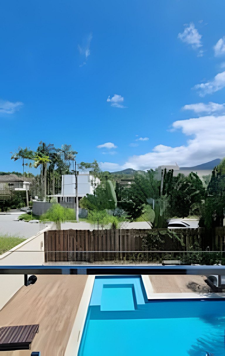 Casa de Luxo - Praia da Baleia