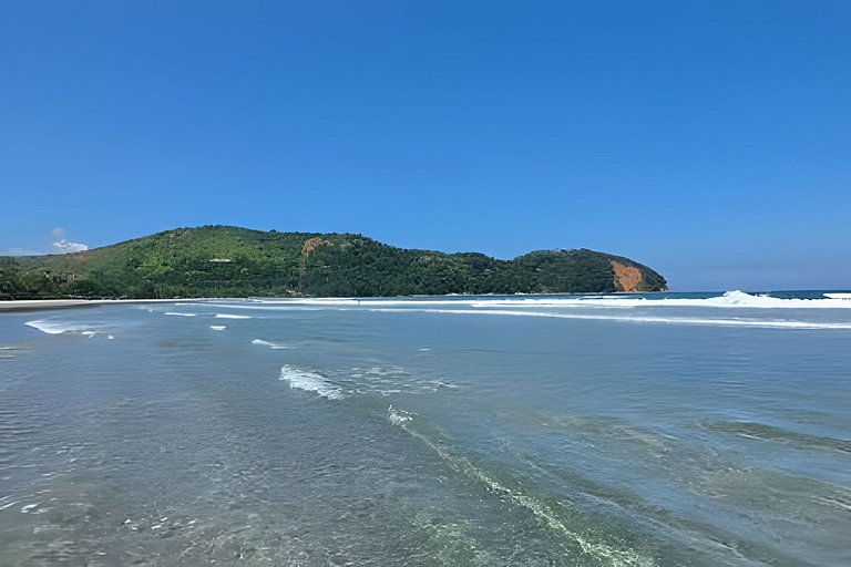 Casa de Luxo - Praia da Baleia