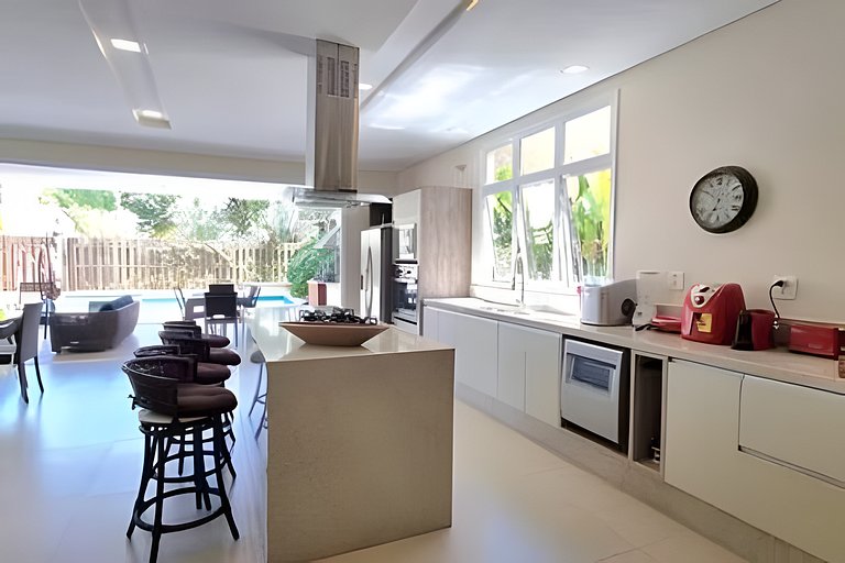 Casa de Luxo - Praia da Baleia