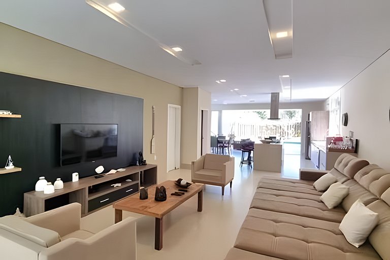 Casa de Luxo - Praia da Baleia