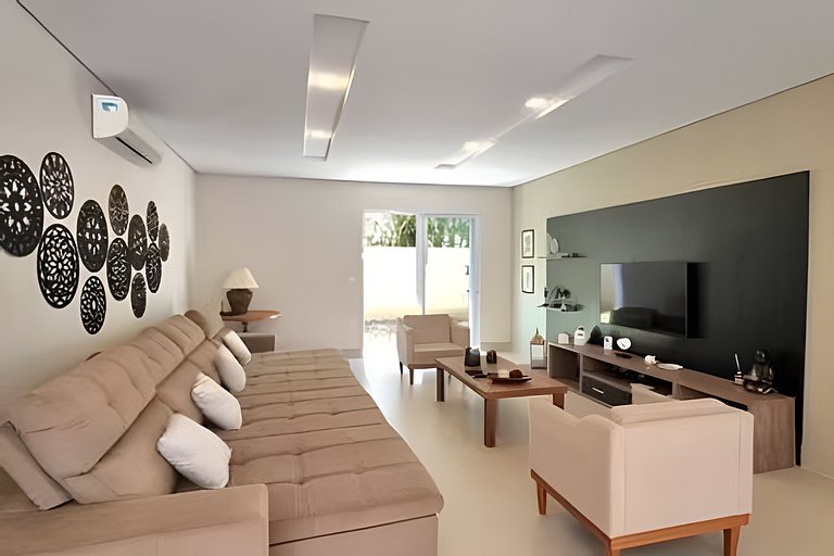 Casa de Luxo - Praia da Baleia